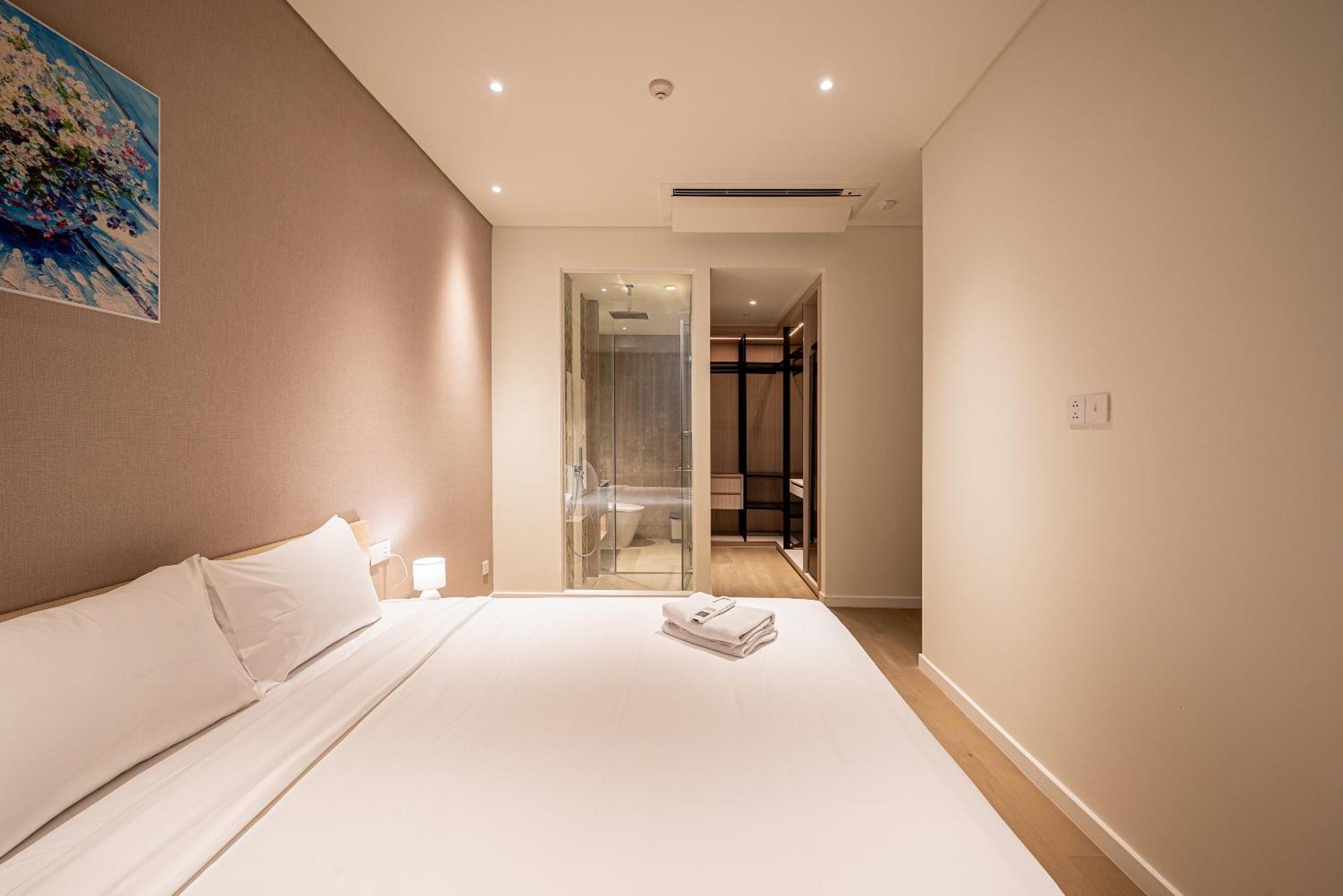 Căn hộ Saigon The Opera - Metropole Thu Thiem - Free Pool , Sauna , Gym , Yoga , Goft *